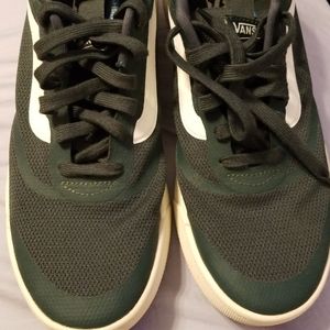 Army green Van's ultra crush classics W:11 M:9.5